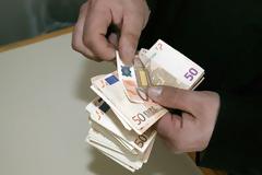 Αναγνώστης διαμαρτύρεται για την καθυστέρηση καταβολής των προνοιακών επιδομάτων στη Μυτιλήνη