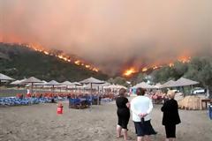 «Σνόμπαρε» η Ελλάδα τη δωρεάν χρηματοδότηση για τις ζημιές από τις φωτιές στη Χίο!