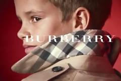 Ο γιος του Μπέκαμ, μοντέλο σε διαφήμιση της Burberry [video]