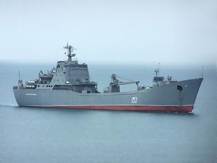Φωτογραφία για Ρωσικά πλοία στον Πειραιά