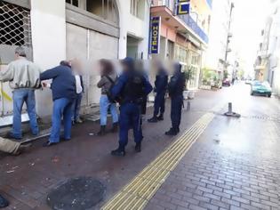 Φωτογραφία για Σκούπα της αστυνομίας για ναρκωτικά στο κέντρο της Αθήνας - ΦΩΤΟ και ΒΙΝΤΕΟ