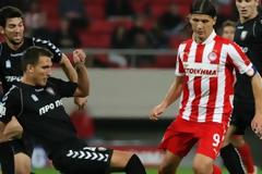«ΣΕΙΡΗΝΕΣ» ΑΠΟ ΚΥΠΡΟ ΓΙΑ... ΤΡΕΙΣ ΕΡΥΘΡΟΛΕΥΚΟΥΣ