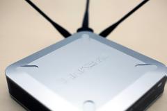 Bloomberg: H Cisco ετοιμάζεται να πουλήσει την Linksys