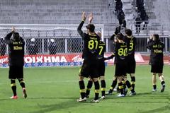 Τα βλέμματα στην ΑΕΚ