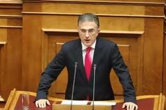 Ενδοκυβερνητικοί τριγμοί για τις μεταθέσεις εφοριακών