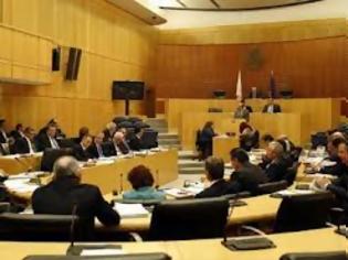 Φωτογραφία για Ολομέλεια Κυπριακής Βουλής: Ενέκρινε τον προϋπολογισμό 2013 σε έντονο προεκλογικό κλίμα