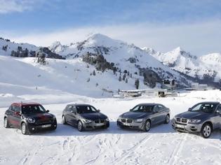 Φωτογραφία για Κατευθυντική ευστάθεια, ακρίβεια στις στροφές: ευφυής μετάδοση ισχύος με BMW xDrive και MINI ALL4
