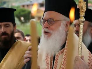 Φωτογραφία για Ακραίοι και φανατικοί θέλουν να διώξουν από την Αλβανία τον Αναστάσιο!