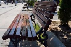 Πάτρα: Καφενείο τo παγκάκι στην...πλατεία