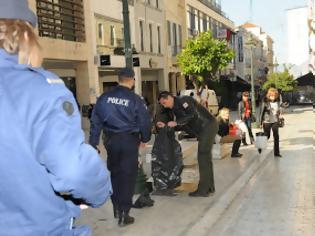 Φωτογραφία για Πάτρα: Έφοδος της Δημοτικής Αστυνομίας για το παρεμπόριο - Δειτε φωτο