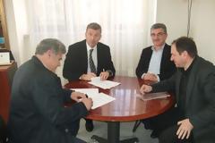 Έπεσαν οι υπογραφές και ξεκινάει η αποχέτευση της Στυλίδας [video]