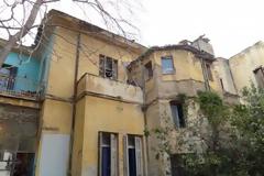 Τέλος εποχής μετά απο 22 χρόνια για την κατάληψη στη Βίλα Αμαλία [photos + video]