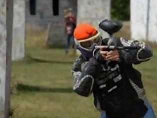 Φωτογραφία για Τσακώθηκαν για έναν γύρο paintball και τον σκότωσε