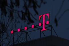 Handelsblatt: H Deutshe Telekom θα αποχωρήσει πιθανόν από την Ελλάδα
