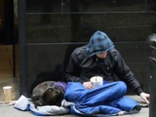 Φωτογραφία για Έξι χιλιάδες Βρετανοί κοιμούνται στο δρόμο