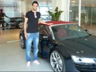 Φωτογραφία για Τράκαρε το πανάκριβο αμάξι του επειδή ζηλεύει τον Ιμπραΐμοβιτς