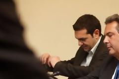 Μαίνεται ο πόλεμος! Ο Νεοδημοκρατικός ΤΥΠΟΣ ΤΗΣ ΚΥΡΙΑΚΗΣ σε δημοσκόπησή του, ρίχνει στα...τάρταρα τον Καμμένο!