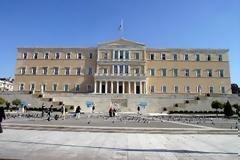 Δείτε πως μας ξαφρίζουνε....οι πολιτικοί.