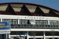 Πάτρα: Πολίτες διαμαρτύρονται για την κεραία στο κλειστό της Περιβόλας