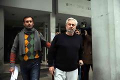 Καρούζος: 