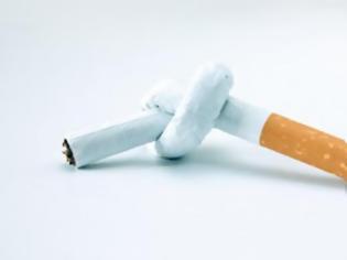 Φωτογραφία για Πιο εύκολα «κόβουν» το τσιγάρο οι γυναίκες