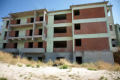 Δεκάδες δημόσια κτίρια στη Θεσπρωτία είναι εγκαταλελειμμένα!