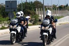 Πρέβεζα: Αντί για μελομακάρονα άρπαξαν το κινητό και έγιναν καπνός...