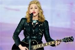 Madonna: 'Δεν τραγουδάω, αν δεν σταματήσετε να καπνίζετε!'