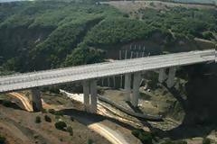 Εγνατία Οδός: Υπεγράφη η σύμβαση για τη σταθεροποίηση της Γέφυρας Περιστερίου