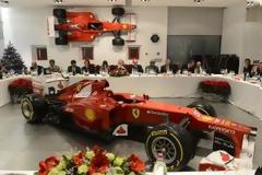 Ευχές και ‘πολιτικά’ μηνύματα από την Ferrari
