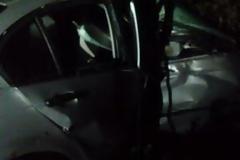 Σοβαρό τροχαίο στο Μοχό - Οδηγός βγήκε από το δρόμο κι έπεσε σε λιόφυτο!