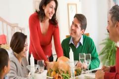 Ανήμερα Xριστουγέννων: Tips για να αποφύγετε την υπερβολική κατανάλωση φαγητού