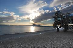 Χριστούγεννα με μπάνιο στην παραλία Καλαμάτας
