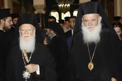 Για αλληλεγγύη στο συνάνθρωπο προτρέπουν στα μηνύματά τους Βαρθολομαίος-Ιερώνυμος