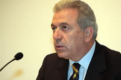 Δημήτρης Αβραμόπουλος: Να δουλέψουμε για να δώσουμε προοπτική στην πατρίδα μας