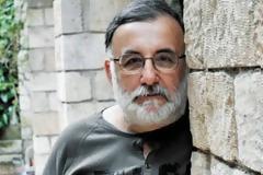 Θάνος Μικρούτσικος: «Δεν ήμουν ποτέ τσιγκούνης συναισθηματικά»
