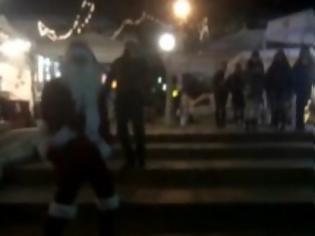 Φωτογραφία για Ο Άγιος Βασίλης χορεύει Michael Jackson! [video]