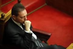 Θα πέσω για ύπνο τα Χριστούγεννα και θα ξυπνήσω την Πρωτοχρονιά!