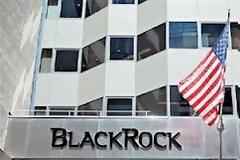 Επίθεση της BlackRock κατά Οίκων Αξιολόγησης