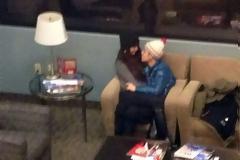 Justin Bieber-Selena Gomez: Καυτά φιλιά στο αεροδρόμιο!