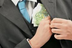 Χρυσή Αυγή -Παραδειγματική τιμωρία όσων παραποίησαν τη λίστα του μαύρου χρήματος