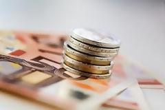 ΟΓΑ: Αύριο το επίδομα τρίτου τέκνου