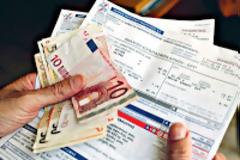 Η τρόικα το έχει τούμπανο