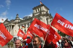 Η γερμανική αριστερά θέλει την Ελλάδα ανυπεράσπιστη