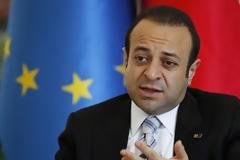 Οι ειρωνικές προσευχές του Μπαγίς για την Κύπρο.