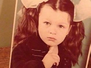 Φωτογραφία για «Μικρή ήμουν θλιμμένη και κομουνίστρια», δηλώνει 37χρονη σταρ