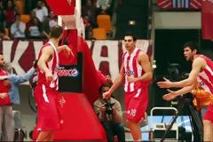 ΣΠΑΝΟΥΛΗΣ ΚΑΙ ΠΑΠΑΝΙΚΟΛΑΟΥ ΜΙΛΟΥΝ ΓΙΑ ΤΟ... ΑΝΕΠΑΝΑΛΗΠΤΟ ΕΠΟΣ ΤΗΣ ΠΟΛΗΣ!