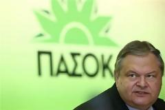 ΠΑΣΟΚ: «ΣΤΟ ΙΔΙΟ ΕΡΓΟ ΘΕΑΤΕΣ»