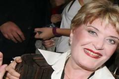 Βάσια Τριφύλλη: Έκανα δύο εκτρώσεις και η φύση με τιμώρησε με καρκίνο
