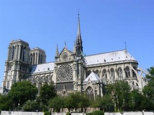 Φωτογραφία για «Γενέθλια» 850 ετών και καινούργιες καμπάνες για τη Notre Dame,